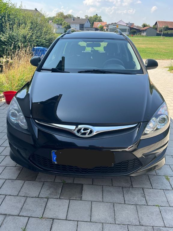i30