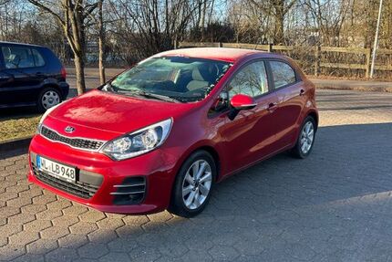 Kia Rio 88.400 km 7.990 &euro; Buchholz 21244