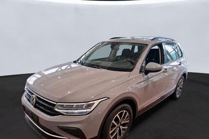 VW Tiguan 25.697 km 22.490 &euro; Pfalzgrafenweiler 72285