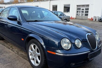 Jaguar S-Type 248.741 km 3.790 &euro; Leipzig 04178