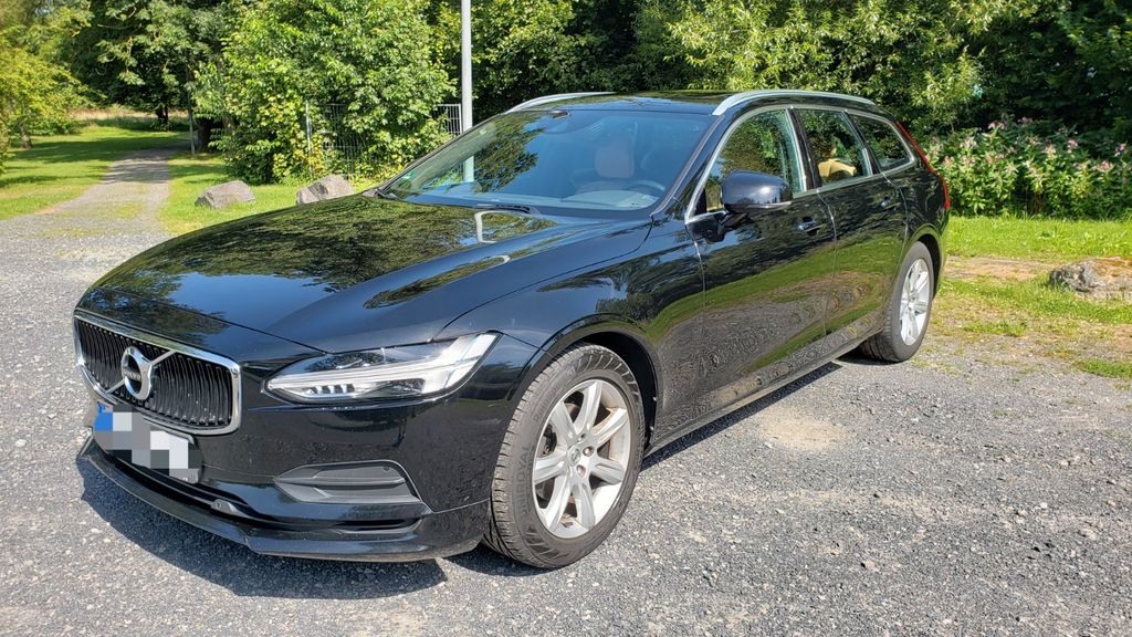 Volvo V90 153.000 km 19.900 &euro; Asbach 53567