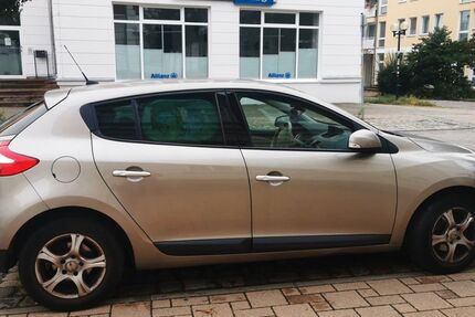 Renault Megane 95.329 km 5.000 &euro; Strausberg 15344