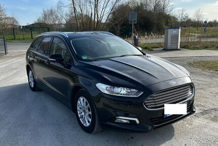 Ford Mondeo 212.000 km 8.500 &euro; Rietberg 33397