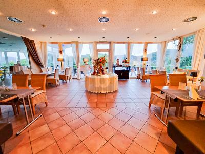 TRAUMHAFTE LAGE IM WESERBERGLAND - Gewerbeobjekt Lügde | Angebot:26055969