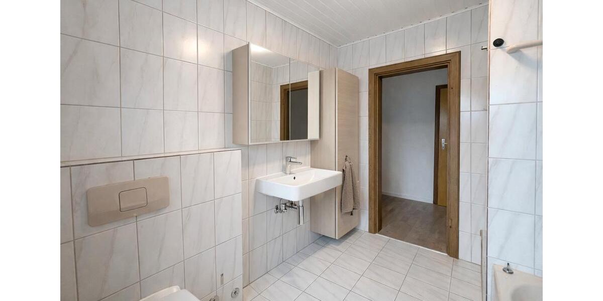 Einfamilienhaus Frammersbach - 4 Zimmer, 130 m&sup2;, 800&euro; | Angebot:26417750