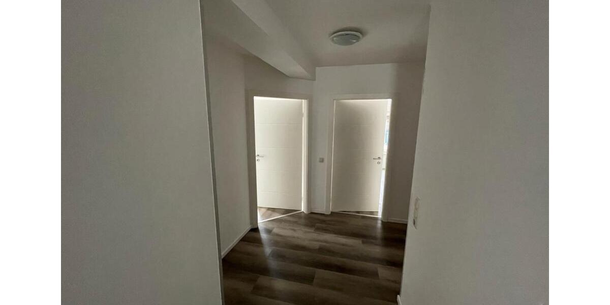 Erdgeschoßwohnung Mechernich - 3.5 Zimmer, 113 m&sup2;, 900&euro; | Angebot:26113439