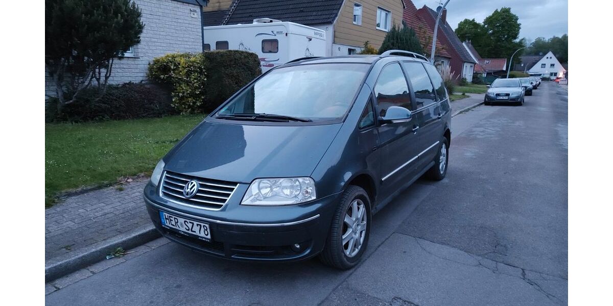 VW Sharan 321.780 km 2.490 &euro; Herne 44625