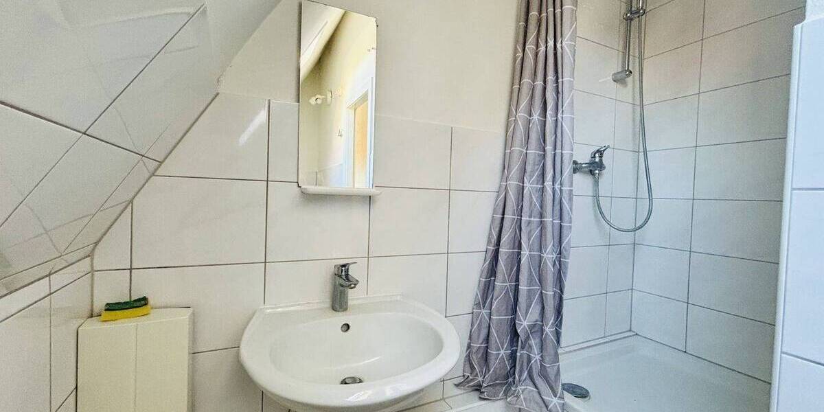 Einfamilienhaus Lübeck Travemünde - 8 Zimmer, 165 m&sup2;, 433.000&euro; | Angebot:26389078