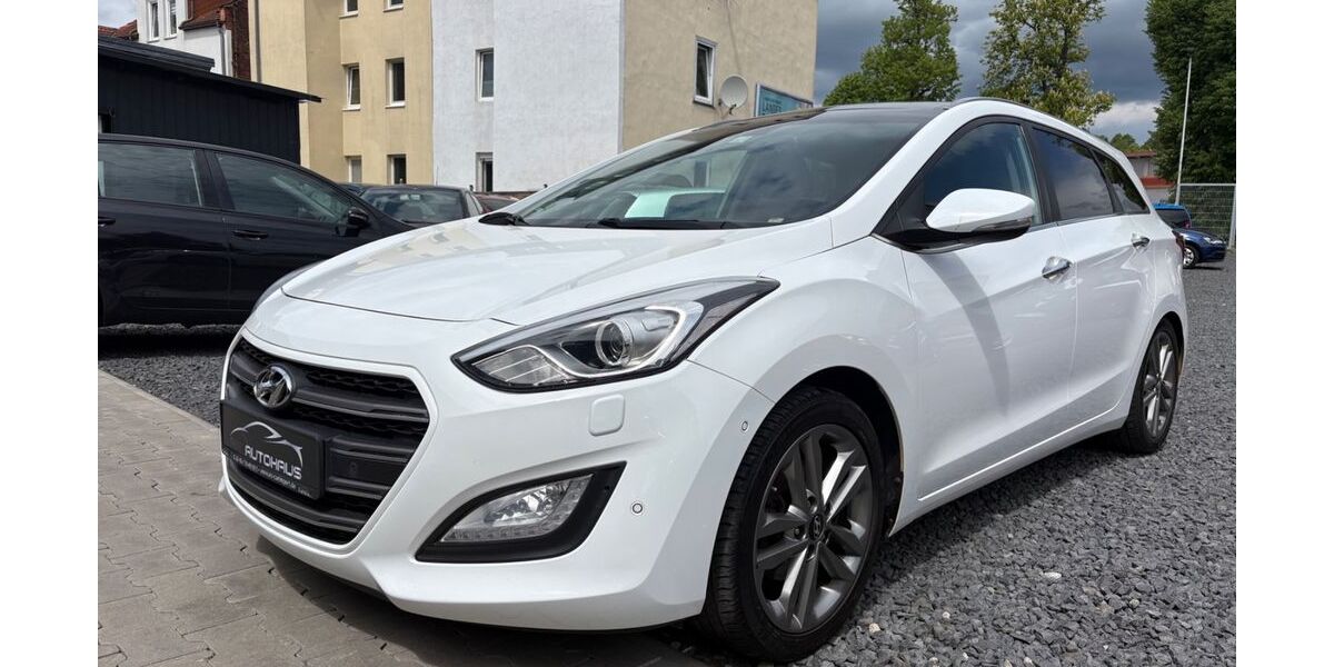 Hyundai i30 178.000 km 7.999 &euro; Eisenach 99817