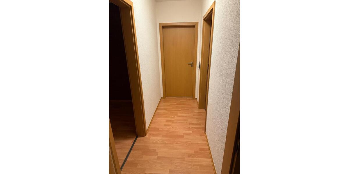große geräumige Wohnung 3-4 Zimmer Wohnung mit offener Küche 4 zimmer