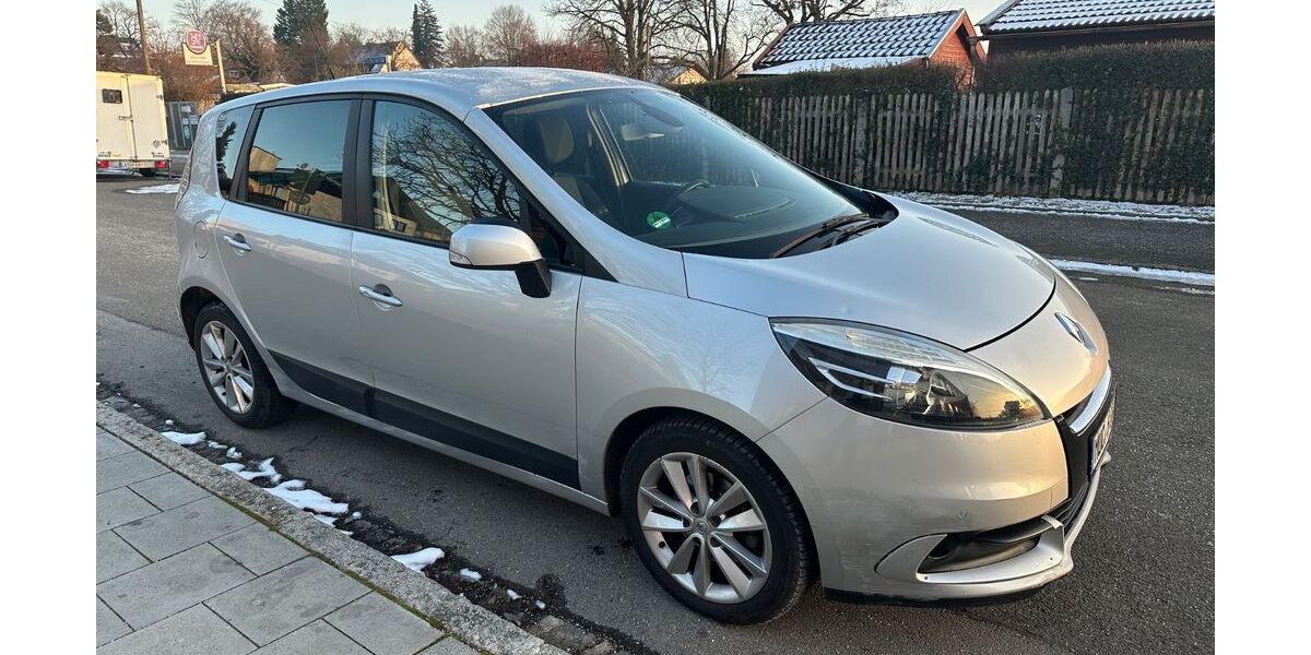 Renault Scenic 147.600 km 4.800 &euro; München 81549