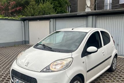 Peugeot 107 93.000 km 5.400 &euro; Wuppertal 42105