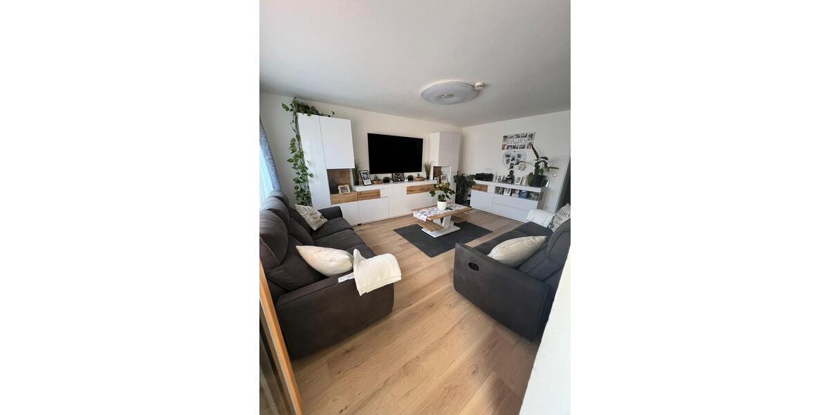 Einfamilienhaus Geisenhausen - 7 Zimmer, 130 m&sup2;, 459.000&euro; | Angebot:26763481