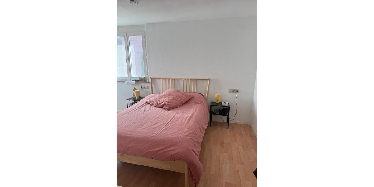 Etagenwohnung Esslingen am Neckar - 2 Zimmer, 56 m&sup2;, 1.000&euro; | Angebot:25415741