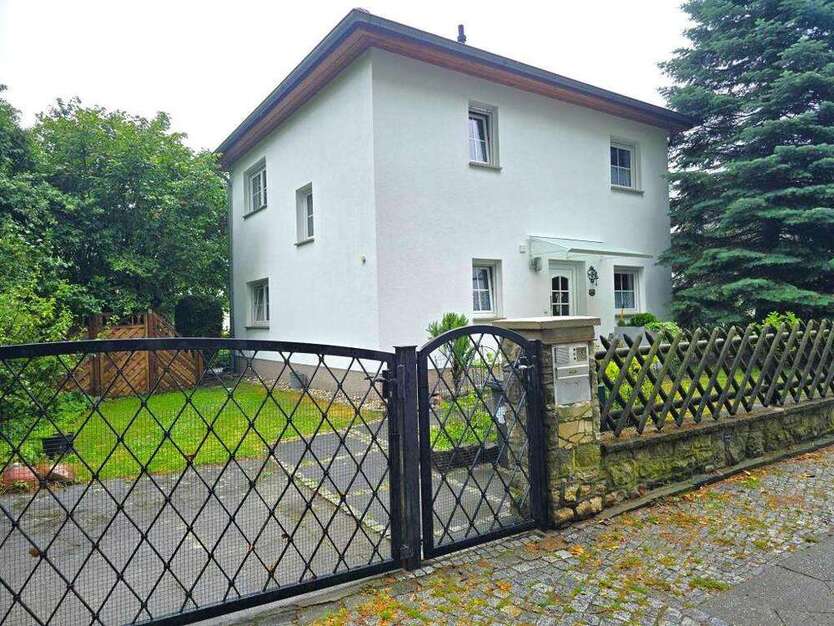 Haus zum Kaufen in Berlin 749.000 € 100 m²