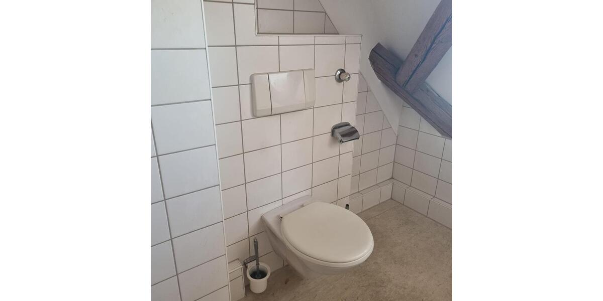 Dachgeschoßwohnung Wassertrüdingen - 2 Zimmer, 45 m&sup2;, 380&euro; | Angebot:26596690