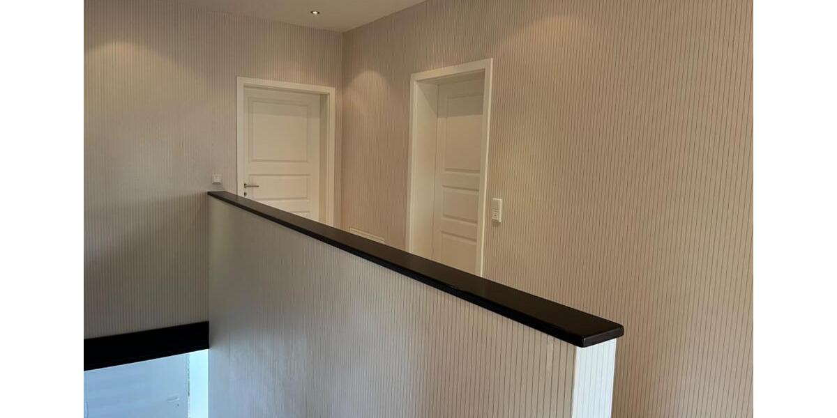 Einfamilienhaus Lage - 4 Zimmer, 161 m&sup2;, 525.000&euro; | Angebot:26339813