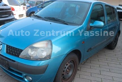 Renault Clio 118.000 km 999 € Bühl-Vimbuch 77815