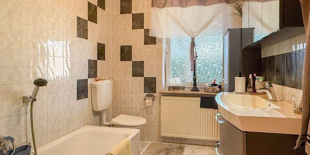 Einfamilienhaus Marienhafe - 6 Zimmer, 135 m&sup2;, 319.000&euro; | Angebot:25692674