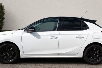 Opel Corsa 61.800 km 11.990 &euro; Bad Schwartau 23611