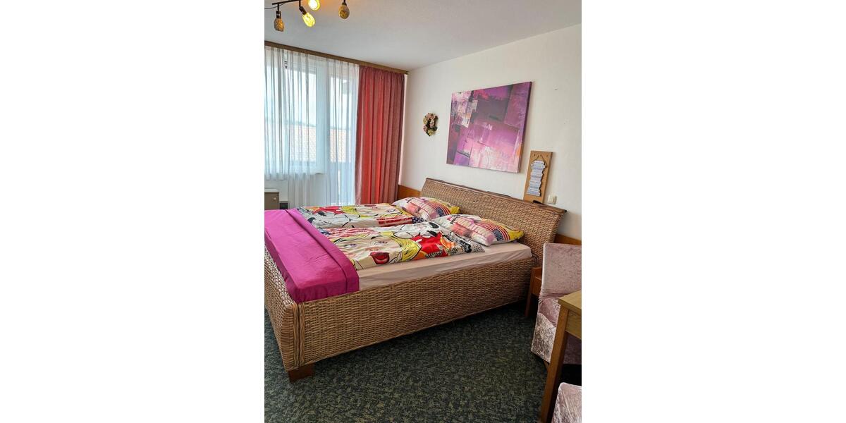 Etagenwohnung Vohenstrauß - 1 Zimmer, 35 m&sup2;, 500&euro; | Angebot:26294840
