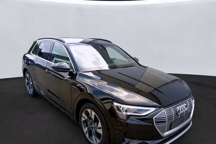 Audi e-tron 87.591 km 26.700 € Rastede/ Wahnbek 26180