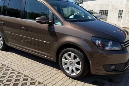VW Touran 221.000 km 4.999 &euro; Neumarkt i.d.OPf. 92318