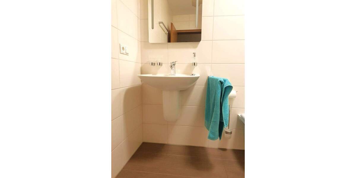 Etagenwohnung Bornheim Uedorf - 2 Zimmer, 62 m&sup2;, 750&euro; | Angebot:25565587