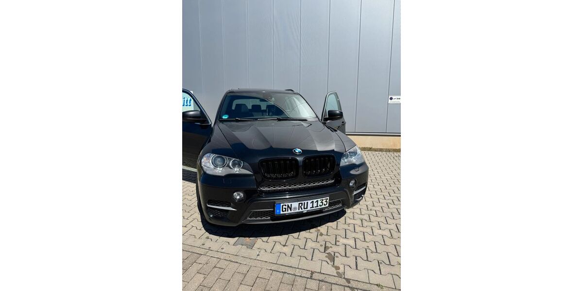 BMW X5 270.000 km 12.800 &euro; Niederdorfelden 61138