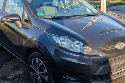 Ford Fiesta 92.000 km 4.500 &euro; Magdeburg 39124