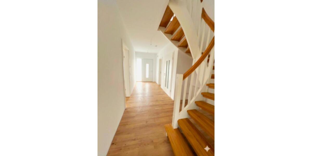 Einfamilienhaus Eutin - 6 Zimmer, 150 m&sup2;, 2.050&euro; | Angebot:26044747