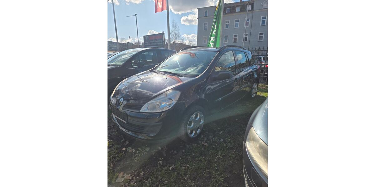 Renault Clio 100.000 km 3.333 &euro; Chemnitz 09120
