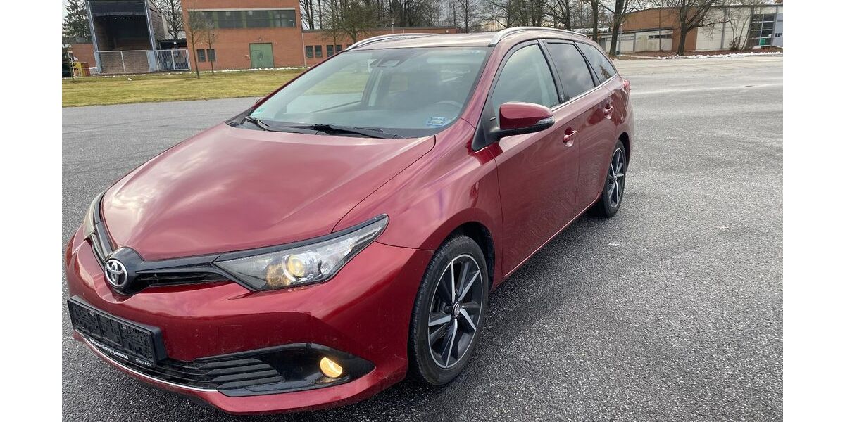 Toyota Auris 57.999 km 12.990 &euro; Rottenburg 84056