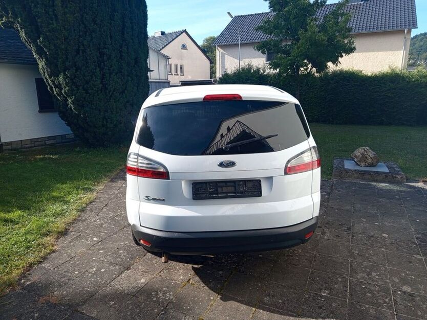 S-Max
