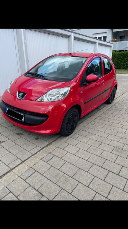Peugeot 107 77.000 km 3.300 € Reutlingen 72760