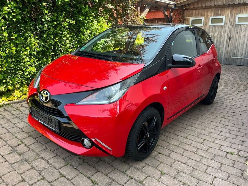 Aygo (X)