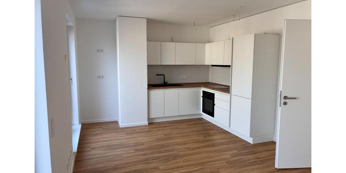 Dachgeschoßwohnung Berlin Treptow-Köpenick - 4.5 Zimmer, 106 m&sup2;, 2.295&euro; | Angebot:25499806