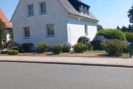 Haus auf großem Eigentumsgrundstück, Toplage in 49124 Holzhausen