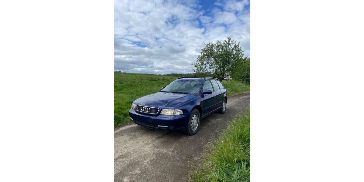 Audi A4 217.000 km 1.699 &euro; Kalletal 32689