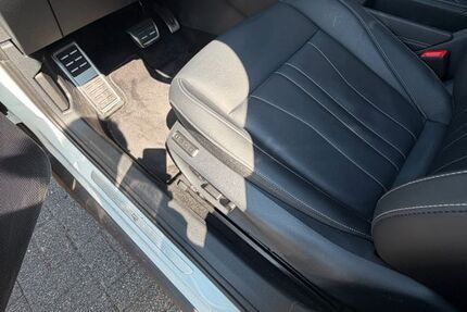 VW T-Roc 6.200 km 41.990 &euro; Hückelhoven 41836