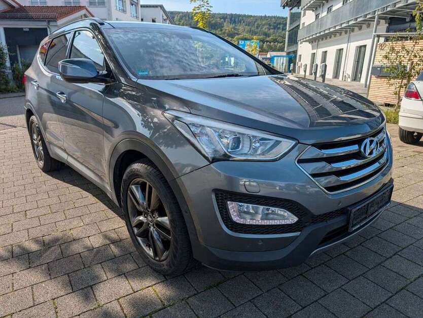 Hyundai SANTA FE 172.000 km 12.950 € Sulzbach An Der Murr 71560