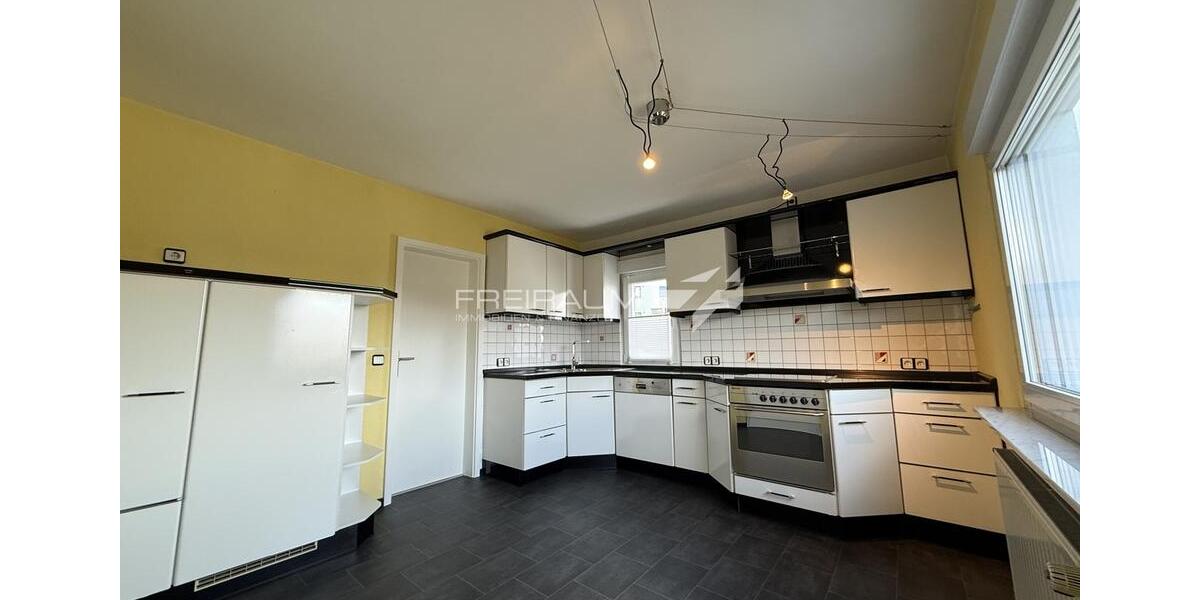 Einfamilienhaus Siegen Weidenau - 5 Zimmer, 120 m&sup2;, 1.100&euro; | Angebot:25256341