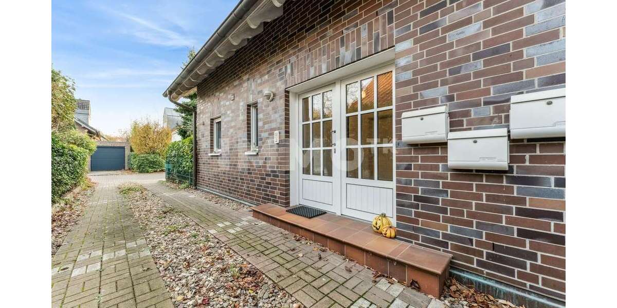 Haus zum Kaufen in Langenfeld (Rheinland) 1.190.000 € 205 m² 8 zimmer