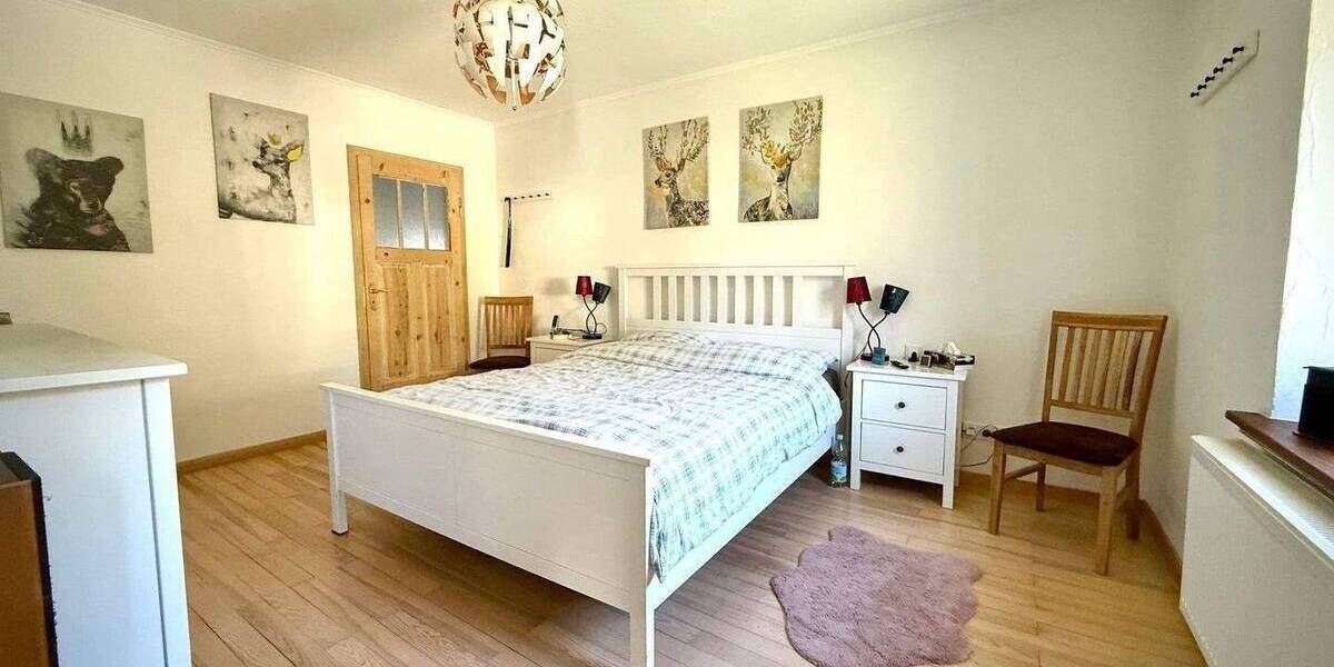 Mehrfamilienhaus, Wohnhaus Schönecken - 3 Zimmer, 134 m&sup2;, 289.000&euro; | Angebot:26874899