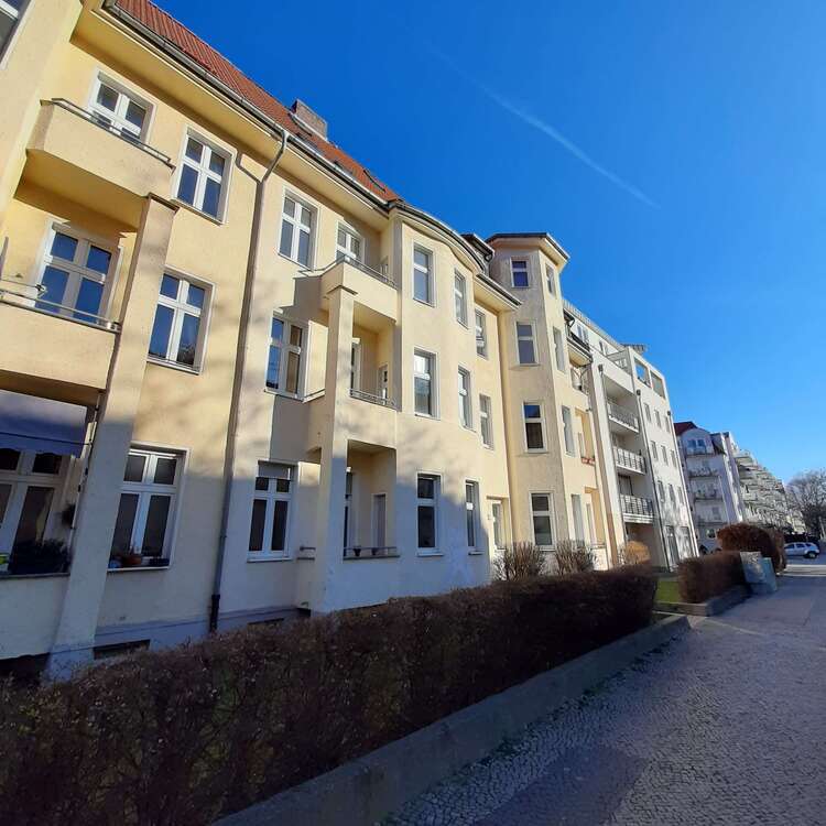 Wohnung zum Mieten in Magdeburg 630 € 70 m²
