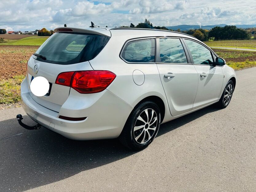 Opel Astra 232.000 km 3.990 € Fritzlar 34560