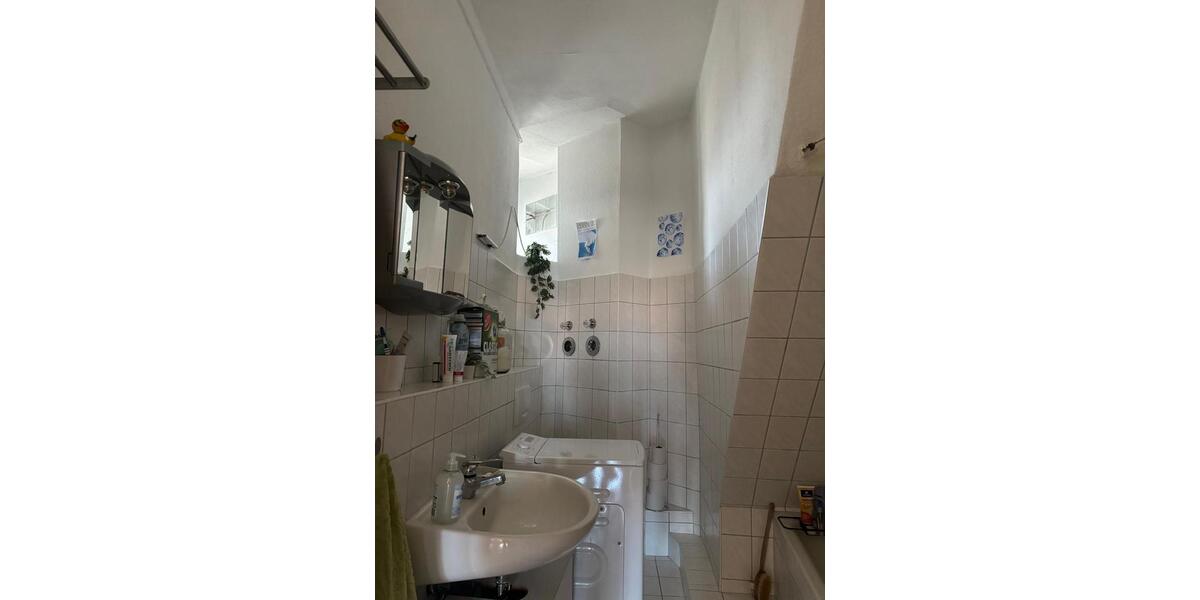 Etagenwohnung Stendal - 14 Zimmer, 122 m&sup2;, 80&euro; | Angebot:26680672