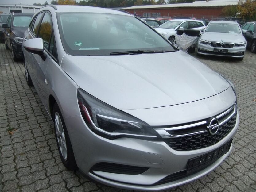 Opel Astra 96.000 km 9.999 € Hohenbrunn bei München 85662