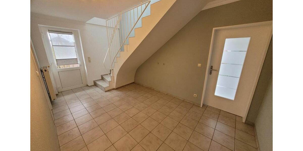 Einfamilienhaus Bad Bodenteich - 3.5 Zimmer, 114 m&sup2;, 990&euro; | Angebot:25217291