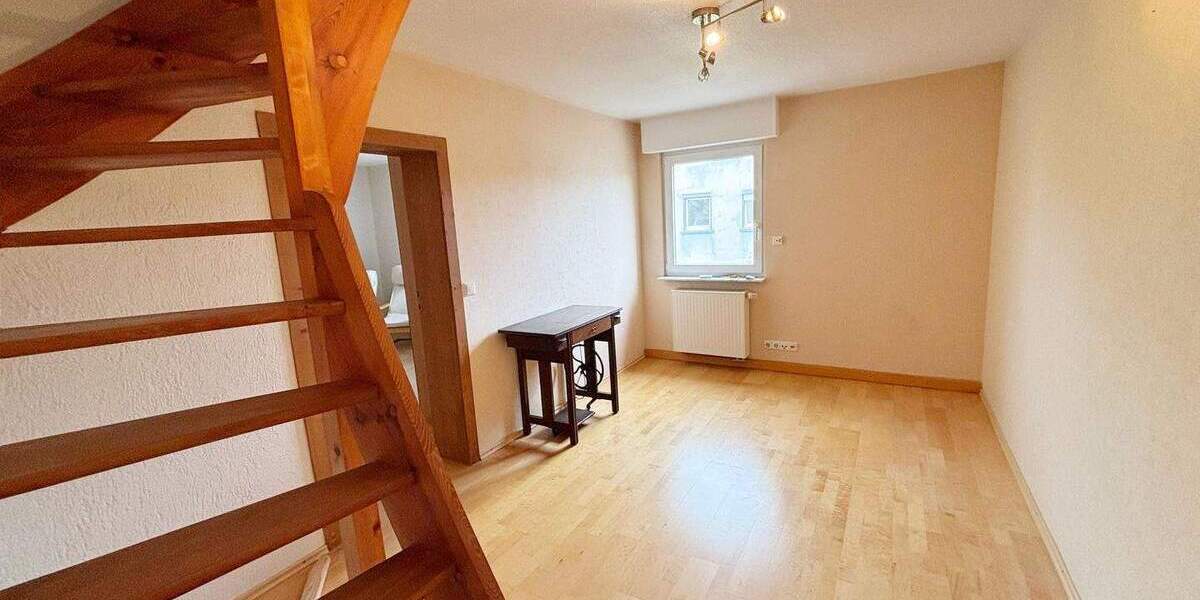 Einfamilienhaus mit großzügiger Ausbaumöglichkeit 6 zimmer